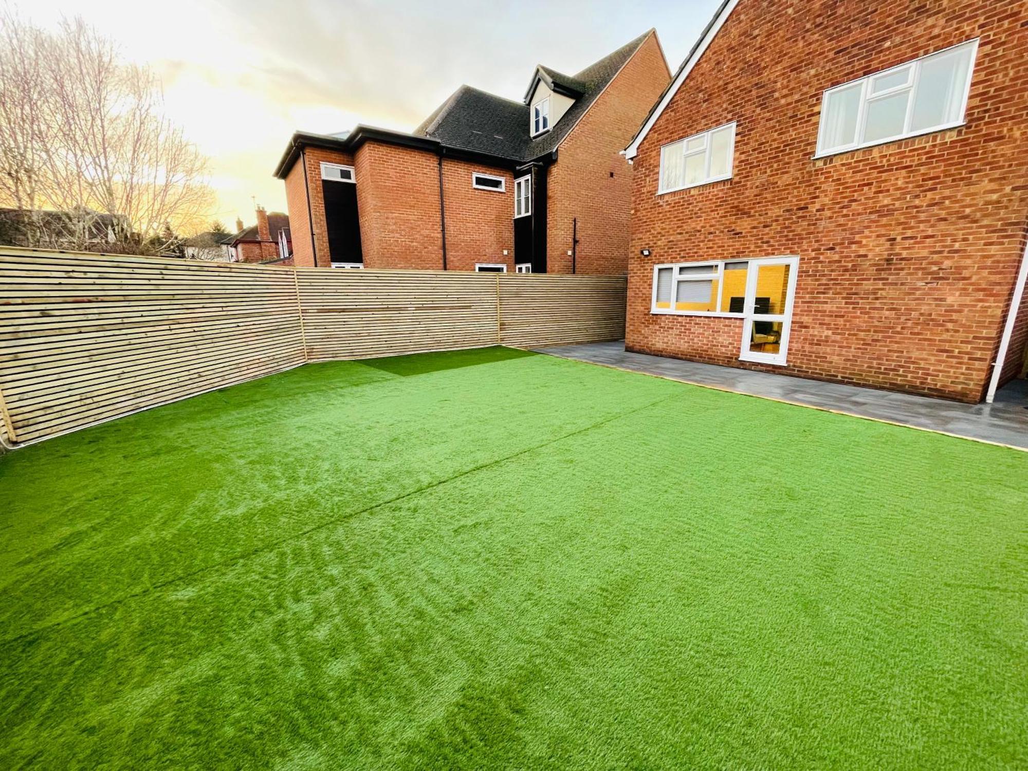 Luxury Central Oxford Detached Home Exterior photo